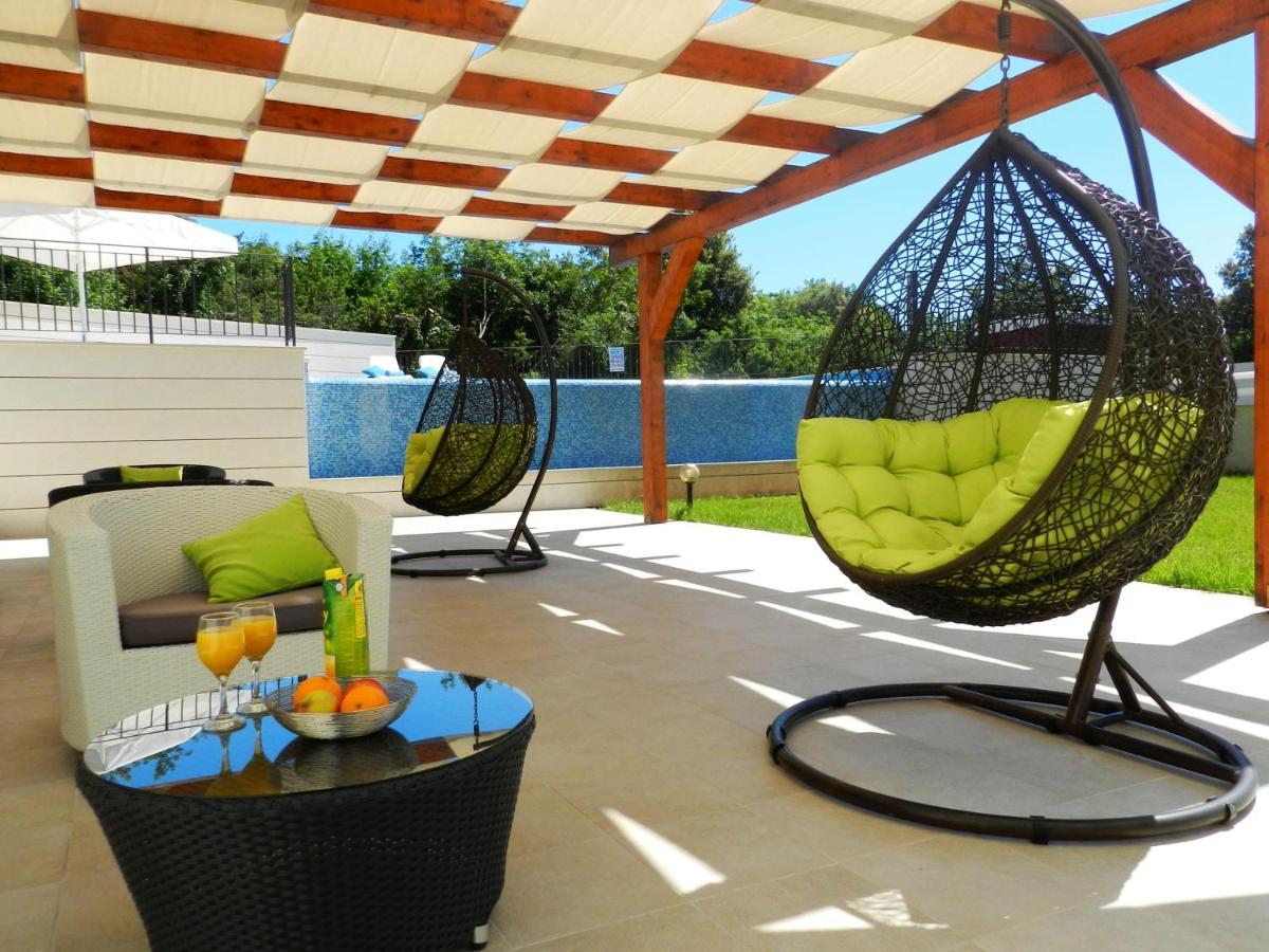 Yourcroatiaholiday - Villa With 6 Rooms Drenje エクステリア 写真