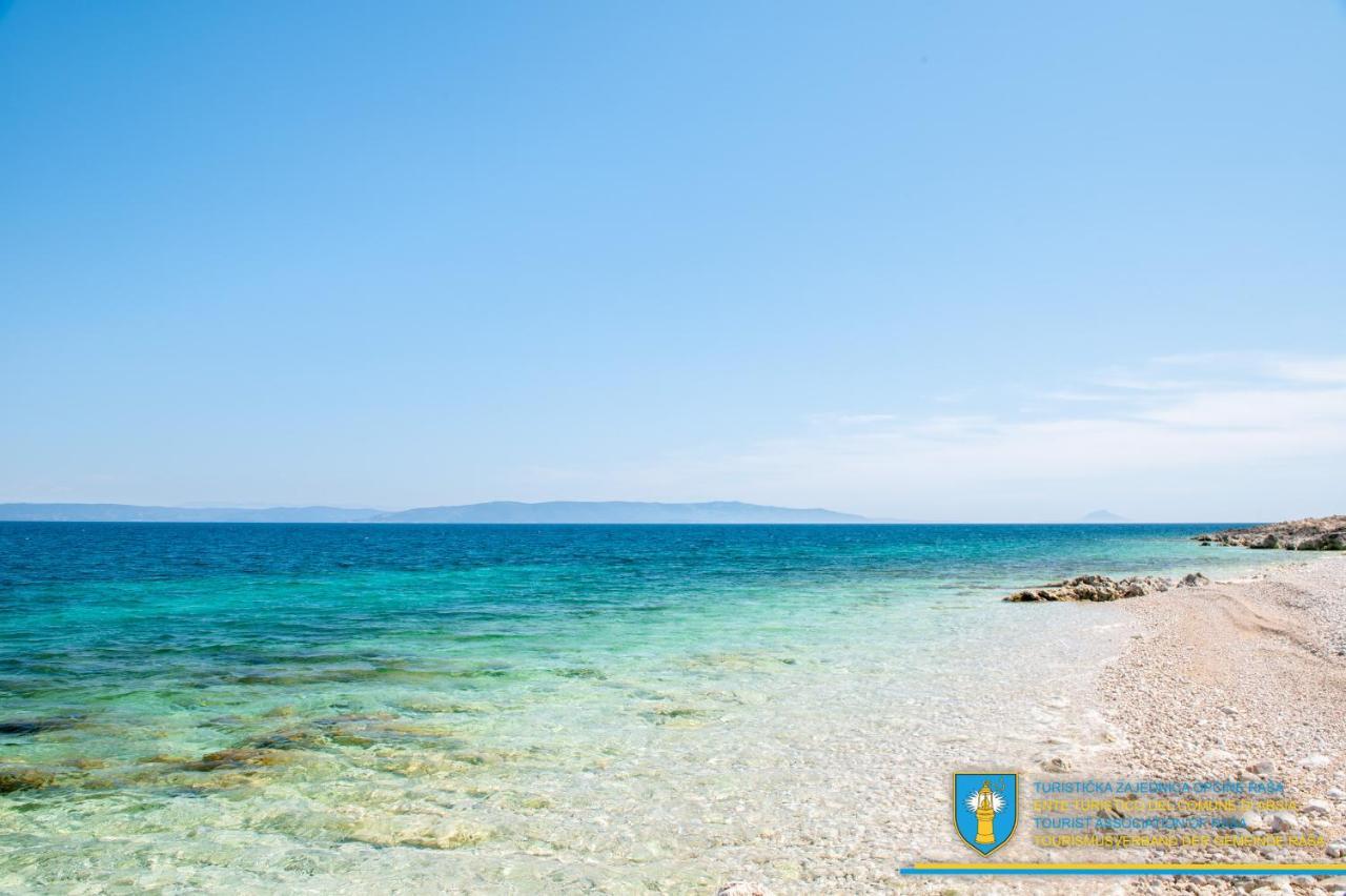 Yourcroatiaholiday - Villa With 6 Rooms Drenje エクステリア 写真