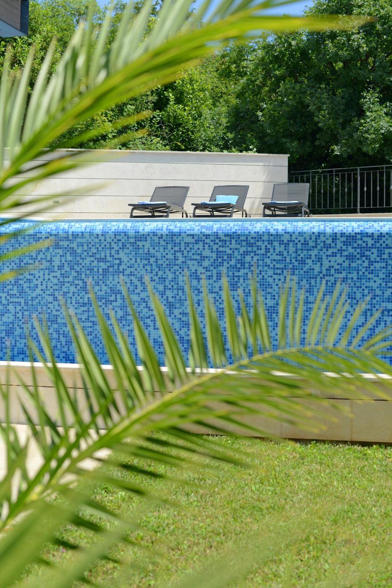 Yourcroatiaholiday - Villa With 6 Rooms Drenje エクステリア 写真